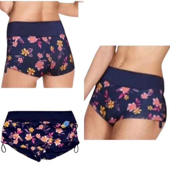 VS PINK Gym to Swim Shorts - Picture 1 of 6